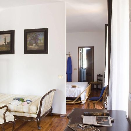Bed And Breakfast Casa Nini เลียร์นา ภายนอก รูปภาพ