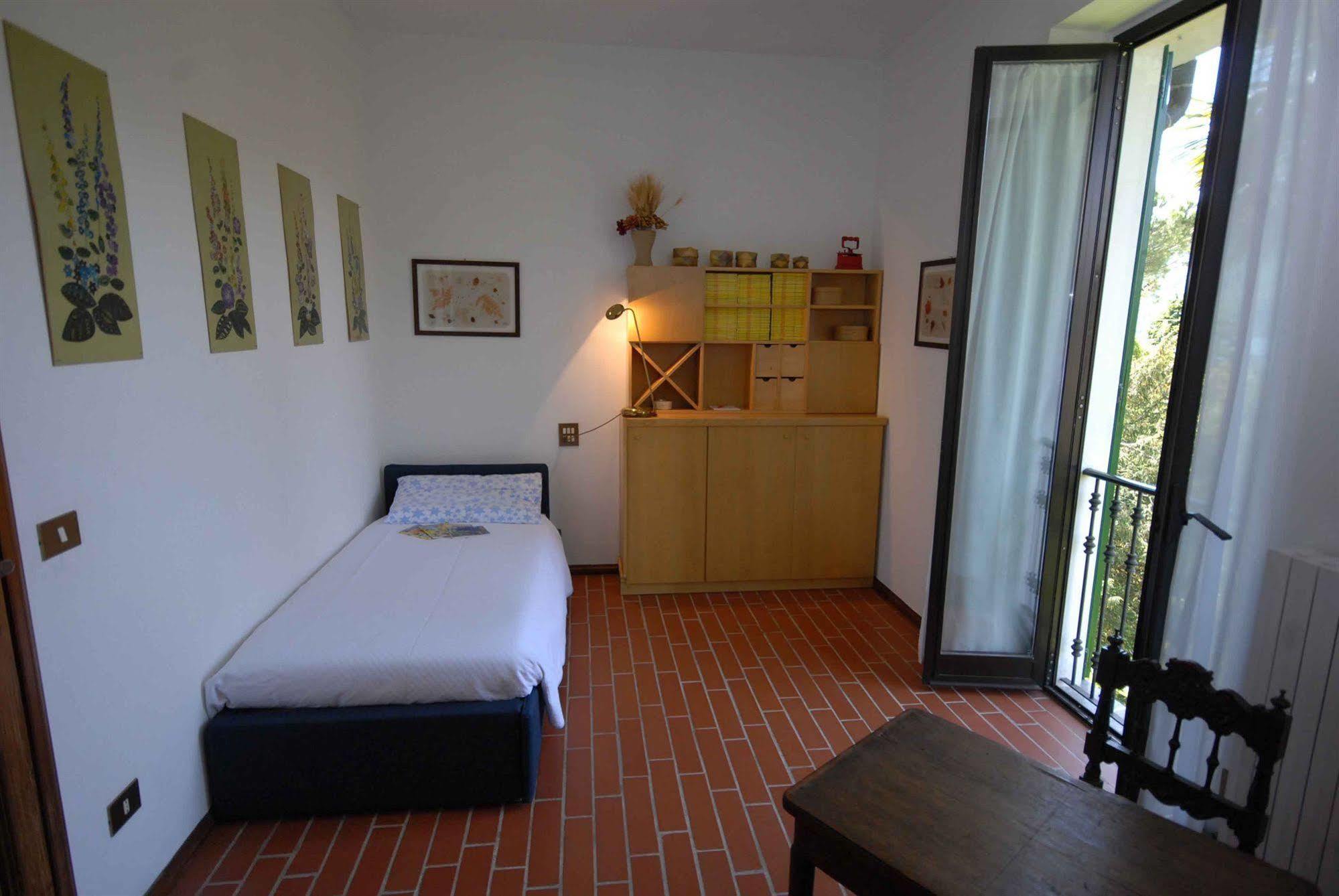 Bed And Breakfast Casa Nini เลียร์นา ภายนอก รูปภาพ